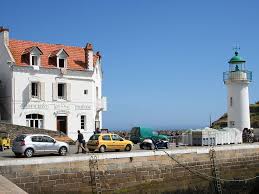 Sauzon Hotel Du Phare Locations Vacances Belle Ile En Mer Vacances