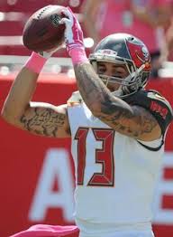 We had just wrapped up her one year portrait session. 20 Mike Evans Ideas Mike Evans Tampa Bay Buccaneers Buccaneers