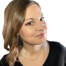 Hi I'm Sara Mess > Intutive Artist Wife of my high school sweet heart and  stay at home mom of two of the wildest little humans I've ever met 😂 In  between