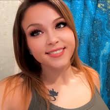 At only 23 YEARS OLD, I'm not one of these chili dog cooking gals 😂😂 I  COOK COOK 🫶