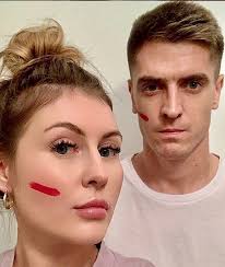 Maybe you would like to learn more about one of these? Kim Jest Paulina Piatek Zona Pilkarza Herthy Berlin Krzysztofa Piatka To Piekna Prawniczka Wspiera Swojego Meza Z Trybun Gazeta Wroclawska