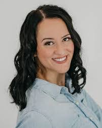 Virginia Brewster's Instagram, Twitter & Facebook