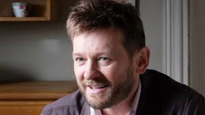 Jackowi kurskiemu przeszkadza ojciec mateusz? Ojciec Mateusz Odcinek 200 Penny