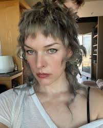 I wanted to share the painstaking process of getting the look for my wig  for @inthelostlands with the incredible hairdresser @wardhair4real! Ward  also set my hair look for The Fifth Element movie