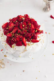 Pavlova Broma Bakery Recipe In 2020 Broma Bakery Pavlova Recipes With Coconut Cream