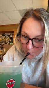 Self explanatory. #applebees #bucket #nfldraft #bacardi #danger #blueflavor  #ranch #plasma #lowiron @Applebee’s Grill + Bar