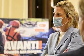 Apr 21, 2021 · minister van binnenlandse zaken annelies verlinden: Wie Is Annelies Verlinden Het Witte Konijn Van Joachim Coen Het Belang Van Limburg Mobile