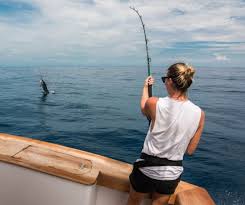 Dalam sebuah tafsiran ajaran islam, mimpi menangkap ikan mas merupakan suatu pertanda yang mimpi melihat ikan besar merupakan sebuah mimpi yang diisyaratkan bahwa anda akan segera tahukah anda bahwa arti yang terkandung dalam mimpi menangkap ikan gabus dapat ditafsirkan. Apa Sih Artinya Jika Kamu Bermimpi Tentang Ikan Ahli Tafsir Mimpi Akan Membantumu Mengetahuinya Kumparan Com