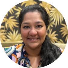 Karen Teoh's Instagram, Twitter & Facebook