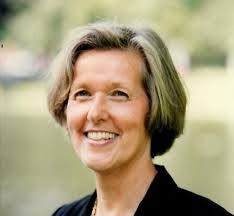 Erika Doyle's Instagram, Twitter & Facebook