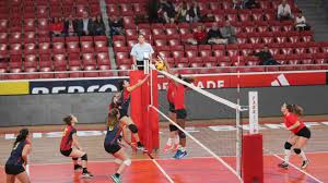 Veja mais ideias sobre volei, vôlei feminino, jogadoras de voleibol feminino. Benfica Aa Coimbra Voleibol Feminino Jogo 3 Âª Divisao Sl Benfica