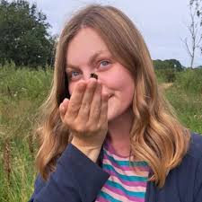 Charlotte Rankin (@bumble_being)