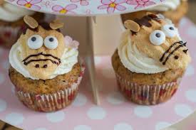 Teile der herausgeschnittenen stücke dienen uns hier prima für die ohren. Pferde Cupcakes Dolcilicious