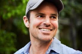 GO Signs Director Chris Nelson