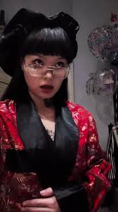 4 Types of Moms in Mom Group