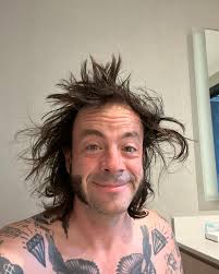 TOUR SO FAR HAS BEEN SICK 😺