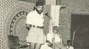 Narendra modi at ajmer dargah. A Young Narendra Modi