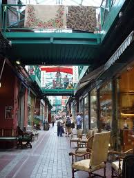 Paris Flea Market Saint Ouen Porte De Clignancourt Shopping A Paris