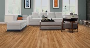 Mohawk Pergo Spring Hill Oak Laminate Flooring Oak Floor Living Room Golden Oak Floors Natural Oak Flooring