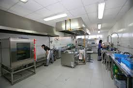 Tenemos una cocina propia, de mano de nuestra cocinera, que elabora diariamente y con gran mimo, los menús que indica nuestro equipo de nutricionistas. Exigen Al Gobierno De Aragon Que Dos Colegios De Zaragoza Tengan Cocina Propia