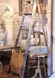 Great Ladder Display Watch For Old Ladders At Garage Sales And Tag Sales Ladder Display Antique Booth Ideas Decor