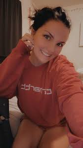 Hey my name is Shay and I'm a mom of 7. I would Iike to engage with other  moms