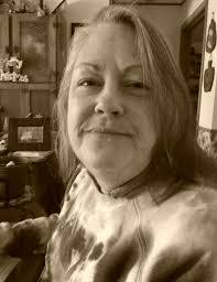 Sandra Abbott's Instagram, Twitter & Facebook