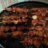 Kamu bisa mencicipi sate khas nusantara ini dengan kuah bumbu rempah yang kental di 15 tempat makan berikut. 1