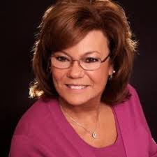 Phyllis Miceli's Instagram, Twitter & Facebook