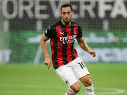 Dakikasında stefan kiessling'den gelirken, bu sezon ilk golünü atan tecrübeli futbolcuya asisti hakan çalhanoğlu yaptı. Ablosefrei Hohe Gehaltsforderungen Was Wird Aus Calhanoglu