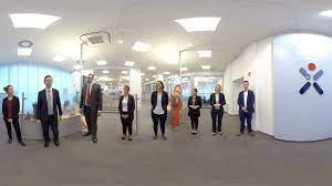 Bankkaufmann Frau Bei Der Targobank Dein Erster Tag