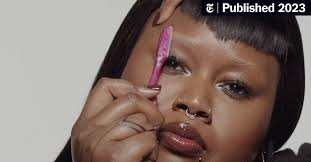 Why More People Are Shaving Their Eyebrows — And How to Do It Yourself