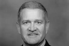 Bryan Currie's Instagram, Twitter & Facebook