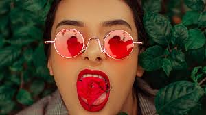 El "word of mouth" le da al pico sobre todo y ante todo offline