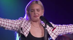 She had some help from ed sheeran to write this… Anne Marie 2002 Live At Brighton Music Hall 2018 Video Dailymotion