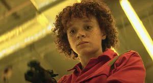 CAPTAIN AMERICA 4 Star Anthony Mackie Explains How Sam Wilson Is Able to  Battle Super Powered Villains — GeekTyrant