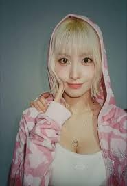 TWICE Momo Hirai Updates