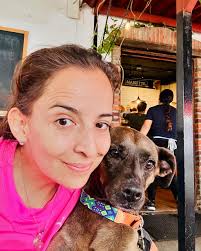 happy #thankful #dogs #saturdayvideo #fica #manada #hijos #mamaperruna  #team #equipo #yogging #shanti #zenosama #amalie #canela #beba #kenny