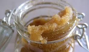 Elle recommande d'effectuer ce gommage lorsque le cuir chevelu donne des signes de sécheresse non habituels, en particulier lors des mois d'hiver. Kapu Vaszon Szicilia Masque Au Miel Et Sucre Cbpconstructorsllc Com