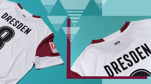 Dynamo dresden nike heim trikot 2012/13 veolia + nr.25 koch + signiert gr.s. Dynamo Dresden 2021 22 Umbro Third Kit 21 22 Kits Football Shirt Blog