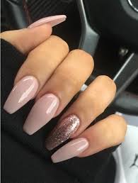 ★french nail tips design★ these strong and durable fake nail tips are designed with half cover shape with moderate length and thickness, like letter u. Acrylic Nails Shared By Mia Dhami On We Heart It