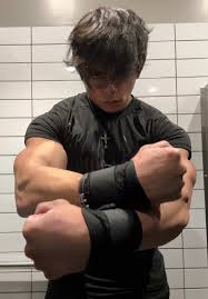 Best Waist Trainers for Women: Review and Tips