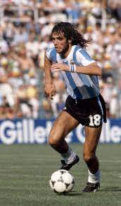 Urania genève sport* dec 3, 1955 in ezeiza, argentina. Alberto Tarantini In Action For Argentina During The Fifa World Cup Match Between Argentina And Seleccion Argentina De Futbol Mundial De Futbol Fotos De Futbol