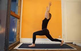An asana is a posture, whether for traditional hatha yoga or for modern yoga; 3 Vata Yoga Ubungen Fur Zuhause Yoga Asanas Fur Das Vata Dosha