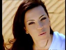 Yeşim salkım, şarkıcı ve oyuncu. Yesim Salkim Yoktan Geliyorum 1997 Youtube