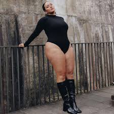 Yasmine Minovski - new AGT model - Plus-Size Models - Curvage