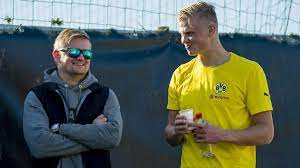 Man utd meeting haaland yet while united want haaland, the sun say they've declined the chance to meet with raiola to discuss. Erling Haaland Vater Und Berater Mino Raiola In Barcelona Das Grosse Schachern Hat Begonnen Eurosport
