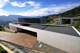 This listing includes patent applications that are pending as well as patents that have already been granted by the united states patent and trademark office (uspto). Galeria Casa Ub Alejandro Restrepo Montoya Camilo Andres Mejia Bravo Andres Felipe Mesa Trujillo 9 Architecture House Residential