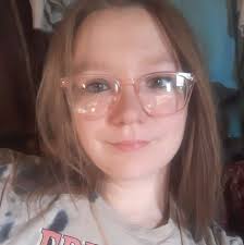 Anyone besides me eat olives straight from the jar?😁😁😁💚