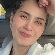 bitaniyay beyond description...... most the time,the most luckiest people  only live their God's gift life. GOD😲what a #talented woman is she??  @touch_by_marzel you're amazing 😍😍 . . . #beautifulhabeshaculture  #intenationlacharityqueen 👑 #beautiful #